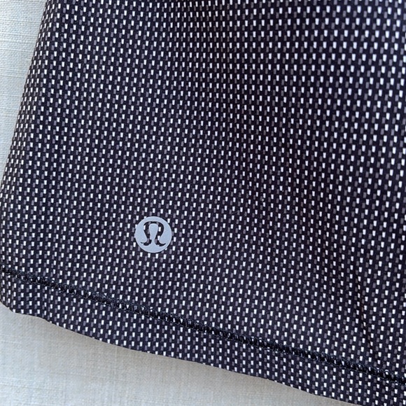 ⭐️ Lululemon Circuit Breaker Skirt - Like NEW! - Picture 2 of 4